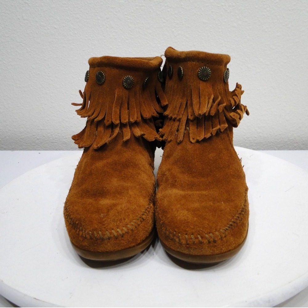 Minnetonka Womens 692 Brown Suede Double Fringe Concho Ankle Moccasin Boots 7